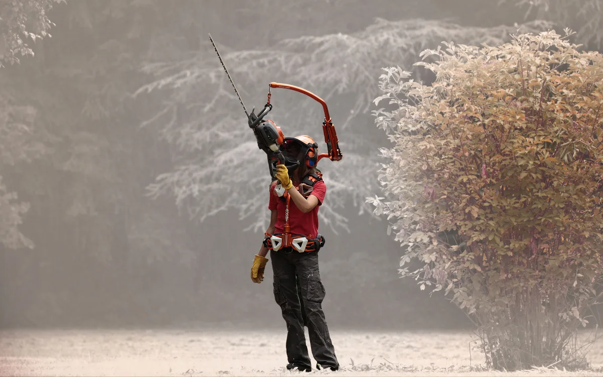 exoesqueleto para trabajos de jardineria intensiva